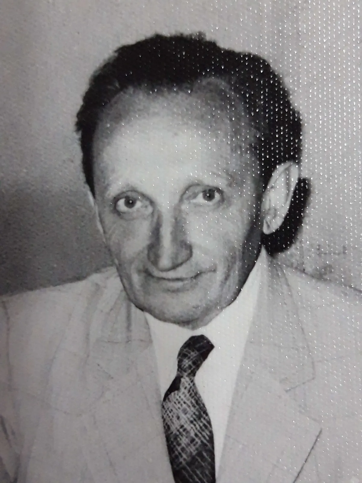 Portret alb-negru al ing. Nicolae Cetățeanu